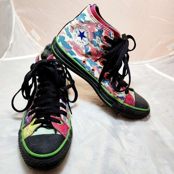 Converse Shoes - Converse High Top Sneaker Double Tongue  Unisex Men's 6.5 Women's 8.5 Camo EUC